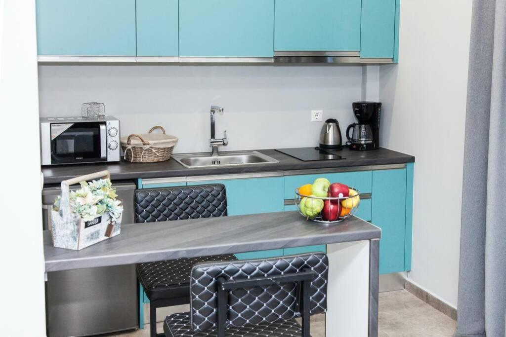 E Spacious Cornered Brand New Studio Apartment E Atenas Exterior foto